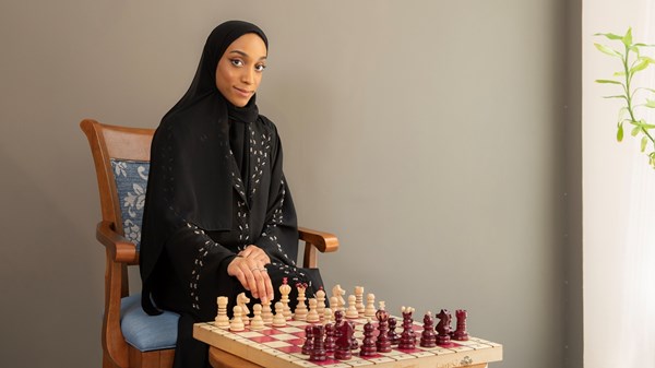 Zahrat Al Khaleej - Wadima Al Kalbani：我从国际象棋中学到了失败后获胜的喜悦